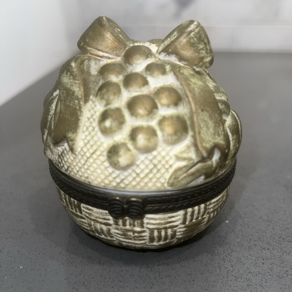 Ball Shaped TRINKET BOX Fruit Basket Gold Bow Grapes Photo Place Card Holder